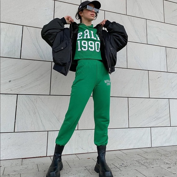 𝗡𝗪𝗧 𝗭𝗮𝗿𝗮 • Varsity Jogger Pants - Picture 6 of 16